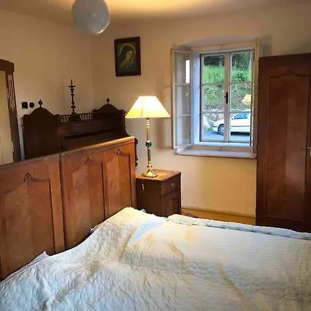127 Let Stara Se Spanim Na Peci A Finskou Saunou Holiday home